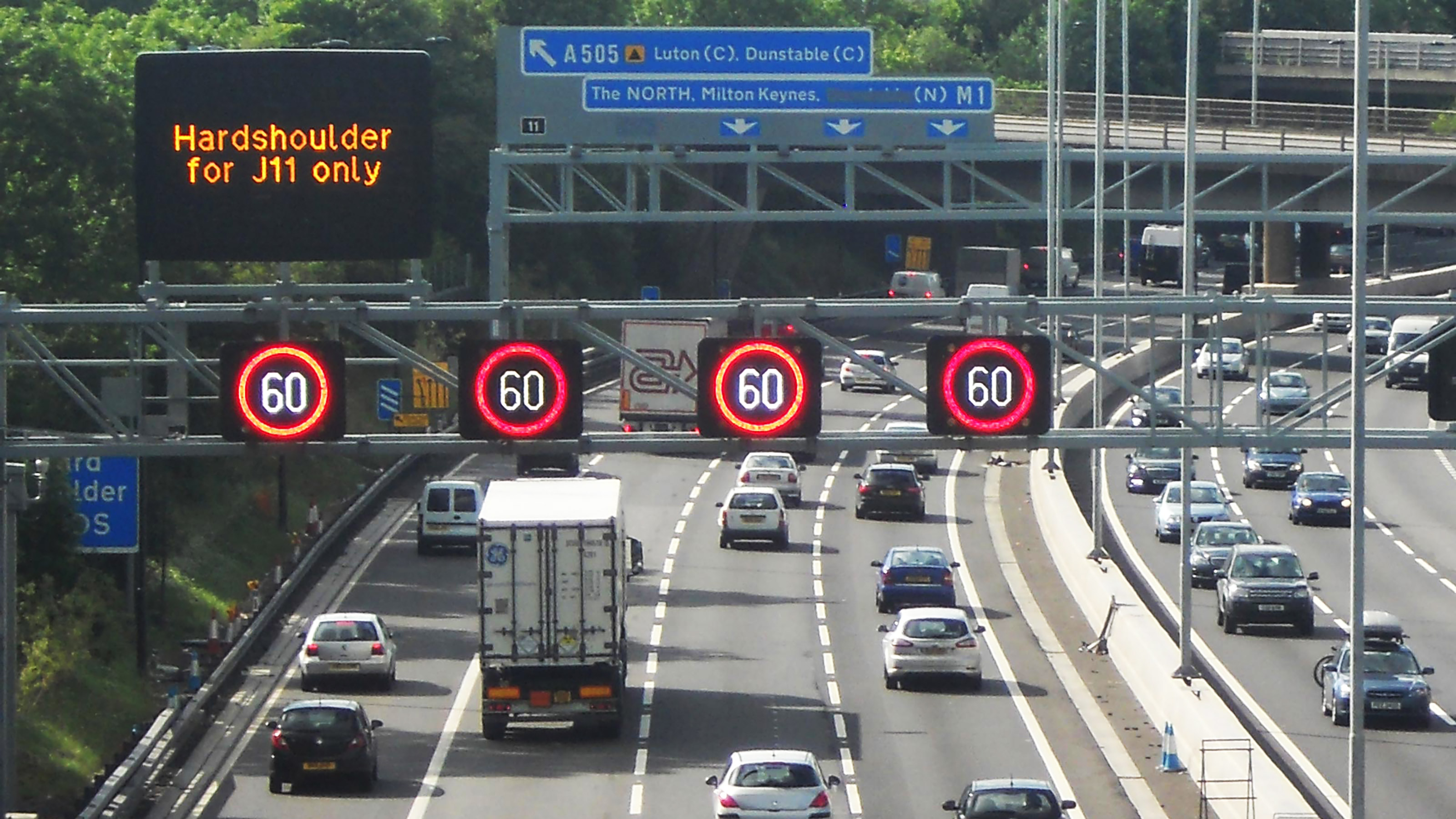 Gov announces 60mph motorway speed limits to reduce vehicle emissions evo